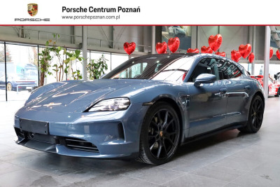 4S Sport Turismo Black Edition 598 KM