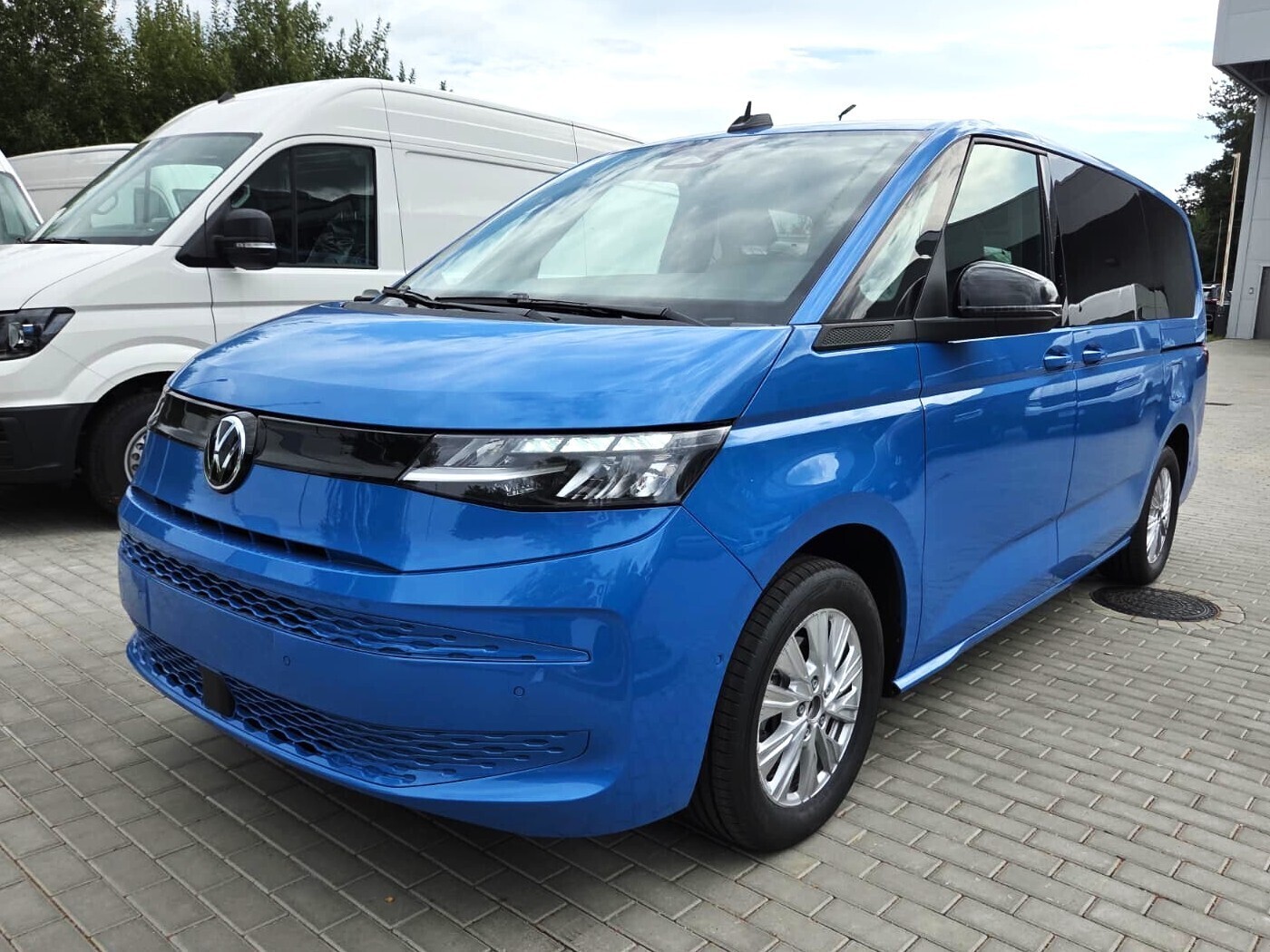 Volkswagen Nowy Multivan I